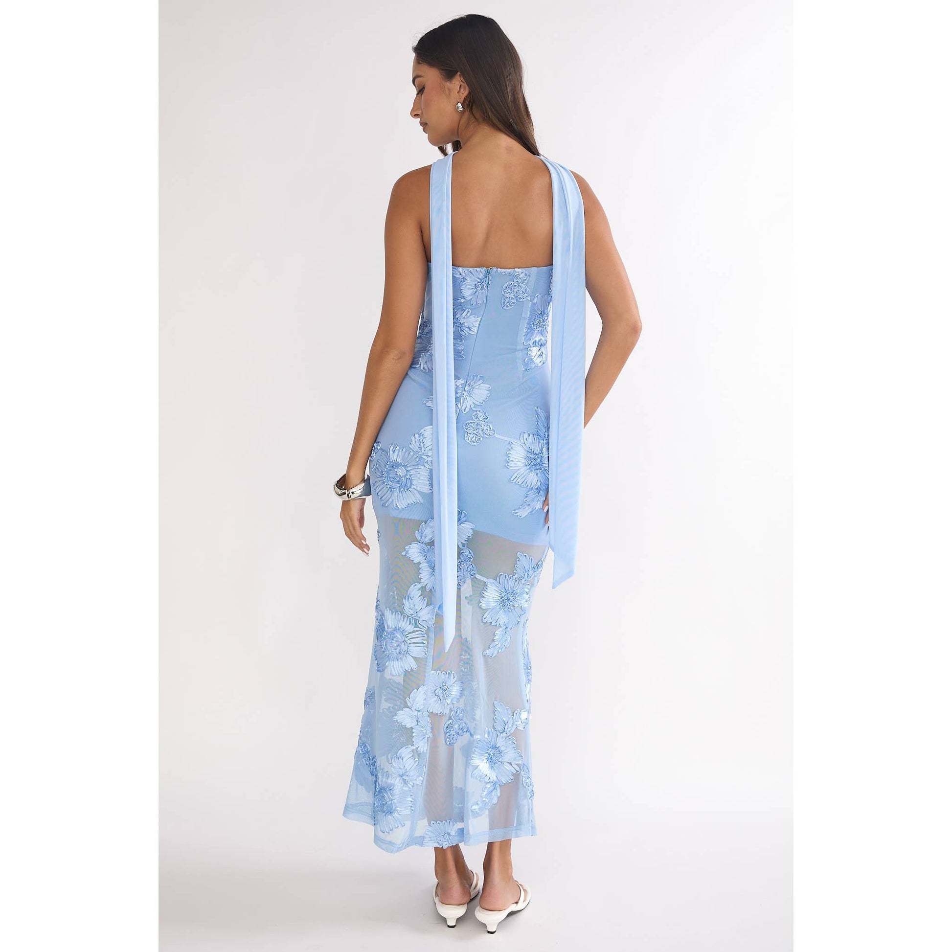 FLORAL EMBROIDERED MAXI DRESS - Soleil et étoiles