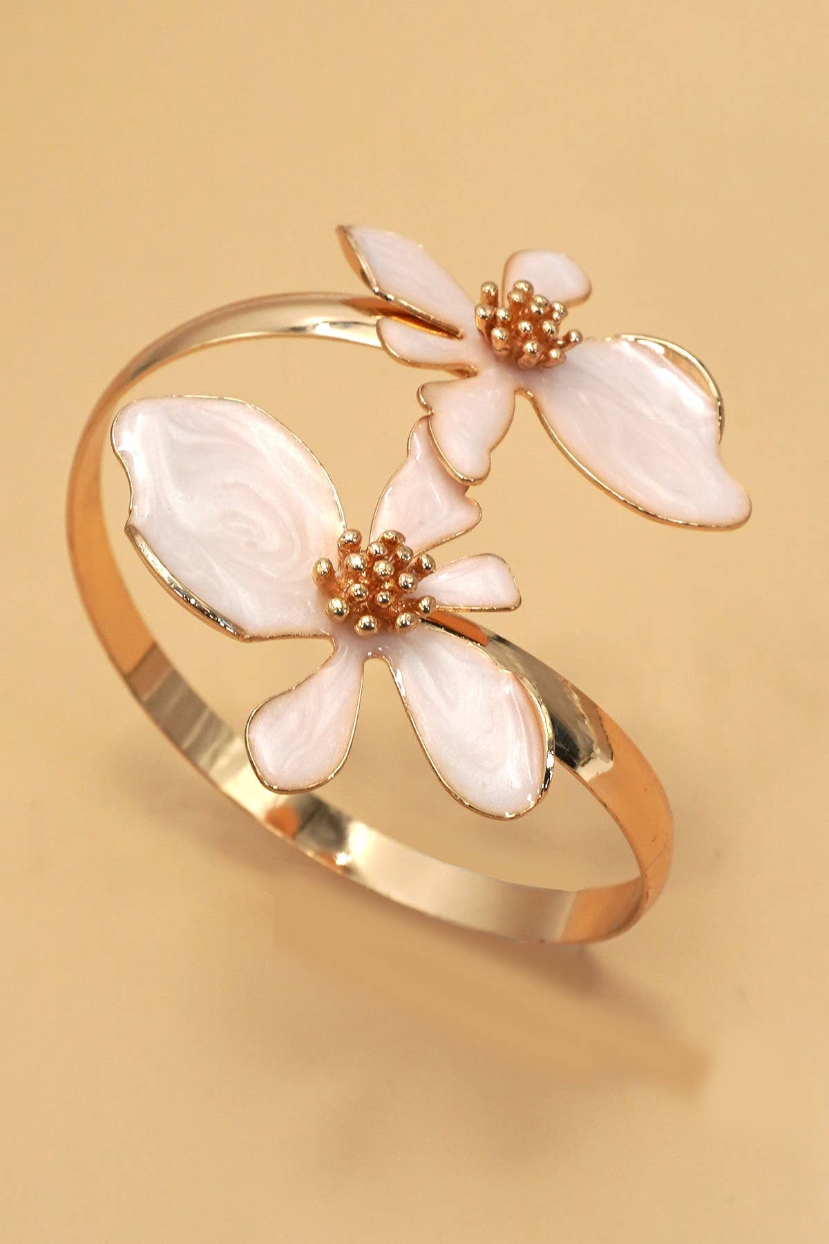 OPEN CUT FLORAL EPOXY ADJUSTABLE CUFF  BRACELET | 80B1532 - Soleil et étoiles