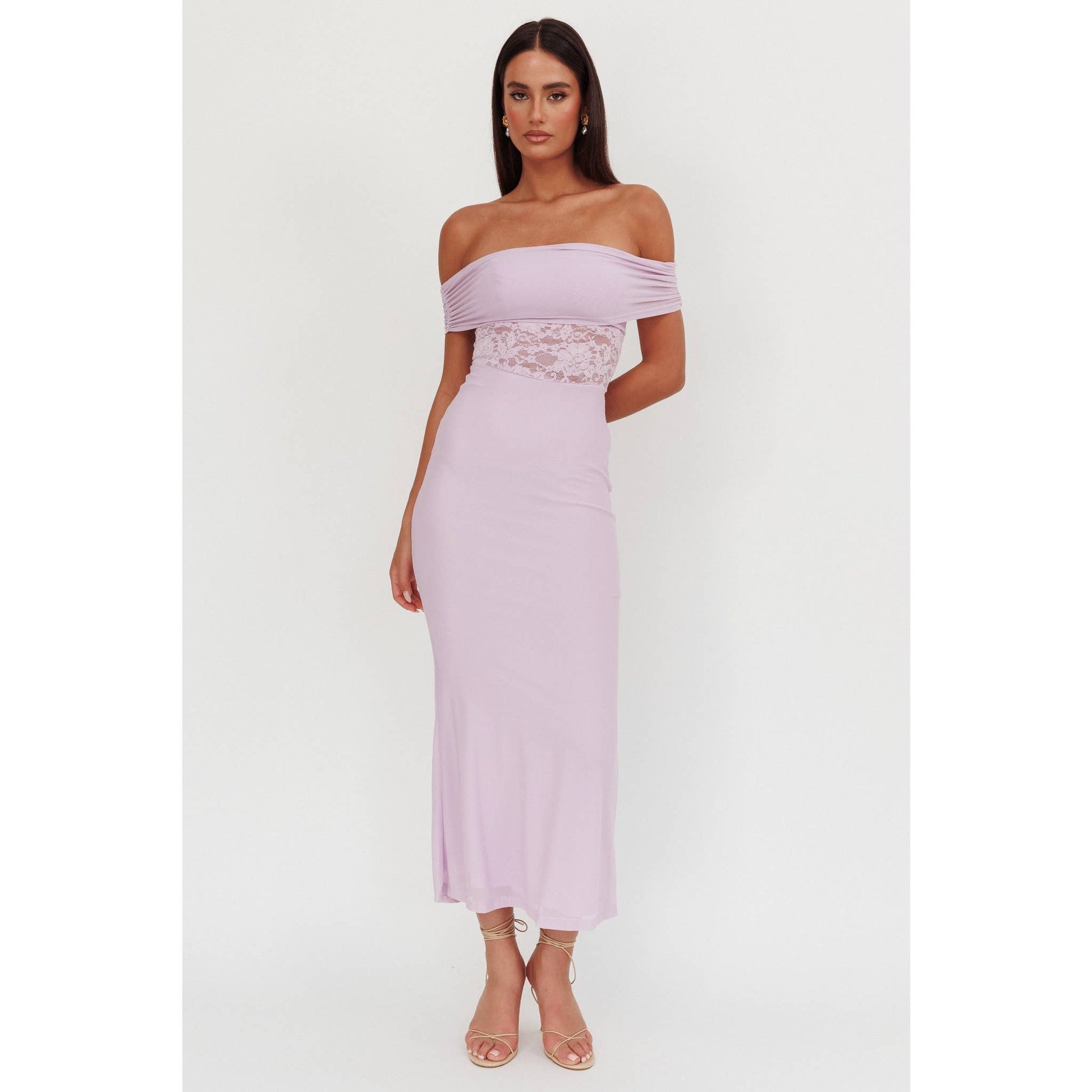 OFF SHOULDER LACE MAXI DRESS / BR0209D - Soleil et étoiles