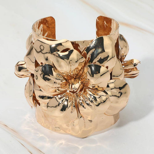 Wide Bold Floral Statement Cuff Bracelet - Soleil et étoiles