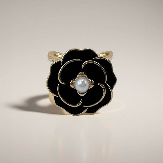 14K Gold Dipped Pearl Center Enamel Flower Scarf Ring - Soleil et étoiles
