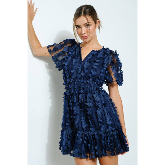 Floral Applique V-Neck Smocked Waist Mini Dress - Soleil et étoiles